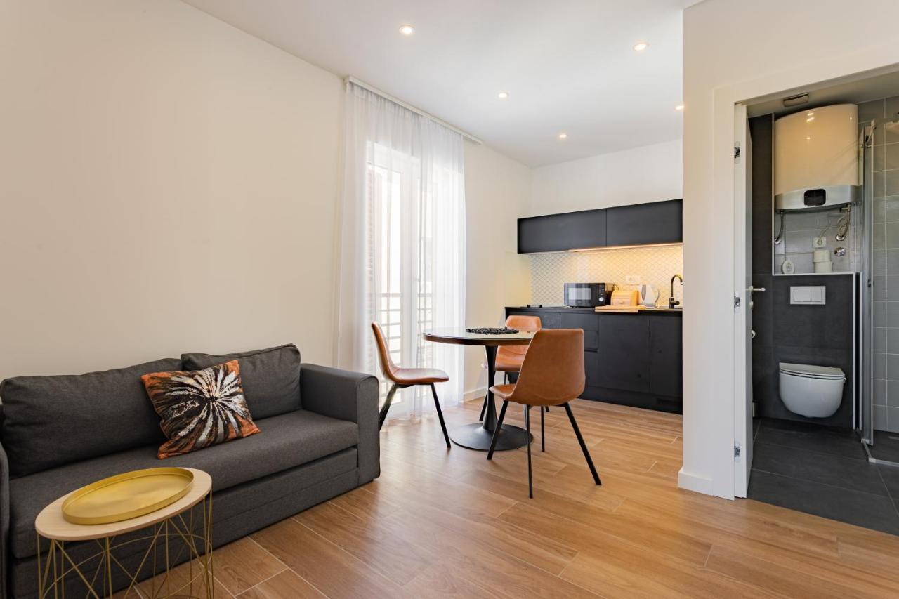 Apartmani Benzon Baška Voda المظهر الخارجي الصورة