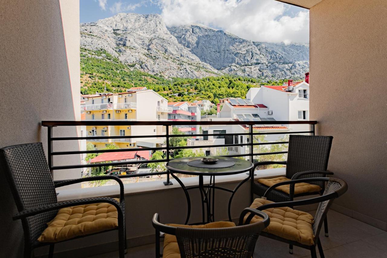 Apartmani Benzon Baška Voda المظهر الخارجي الصورة